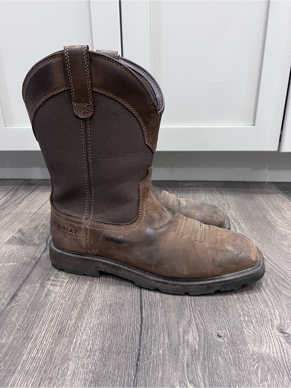 Ariat Work Waterproof Steel Toe Pull-On Work Boots Brown Men's Size 10.5D